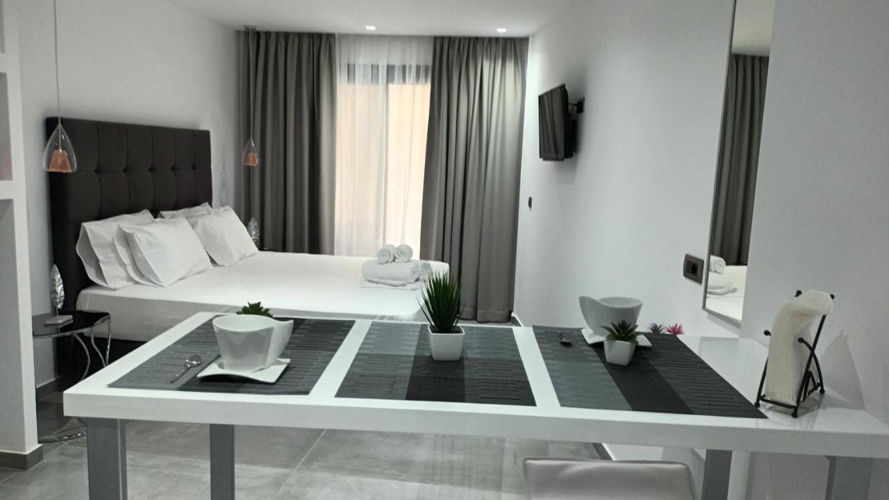 Km Luxury Apart Downtown Heraklion  Luaran gambar