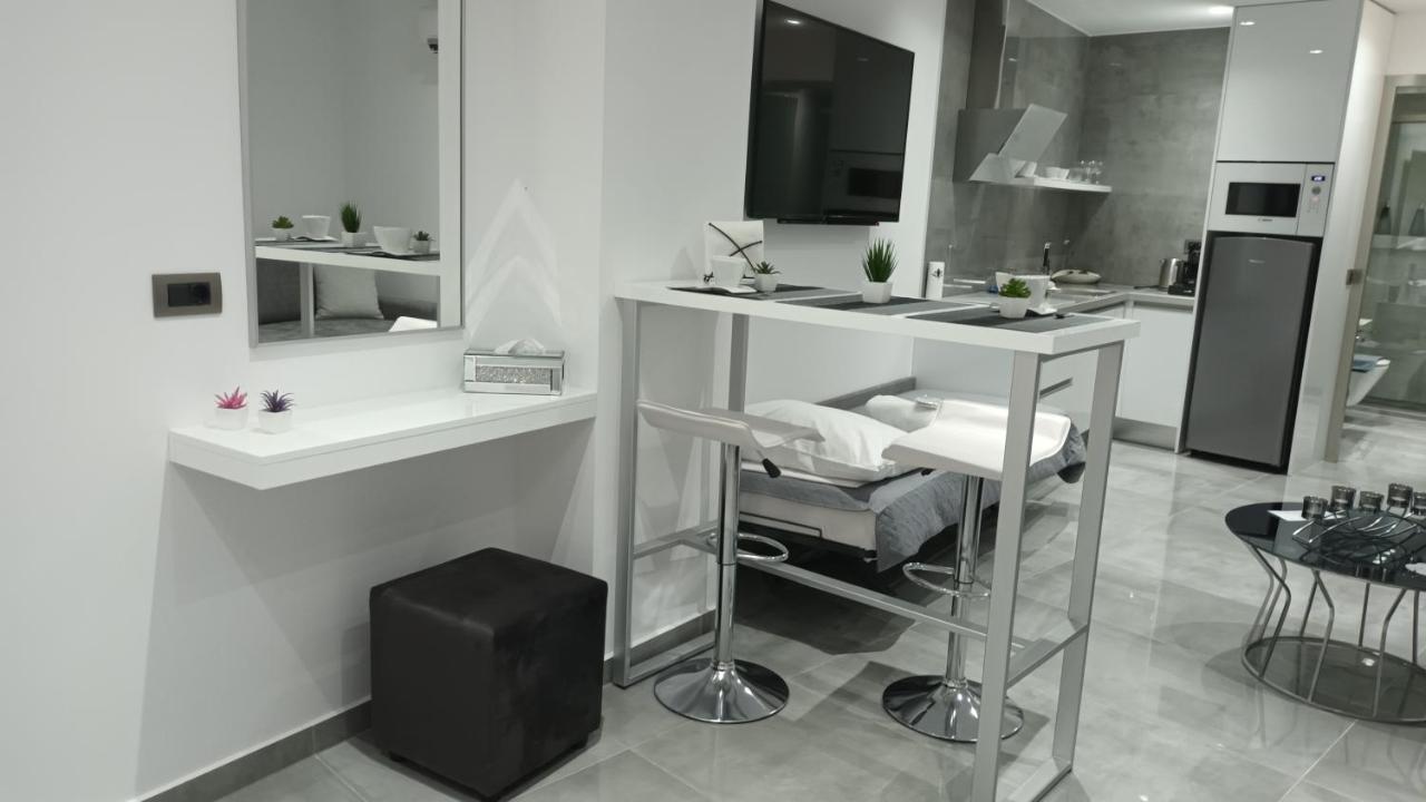 Km Luxury Apart Downtown Heraklion  Luaran gambar